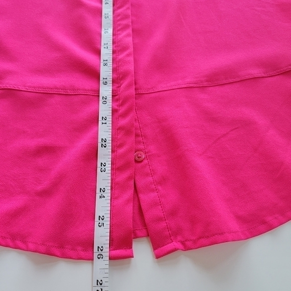 EUC Apt9 Hot Pink Sleeveless Buttonfront Blouse Size PM - Picture 5 of 9